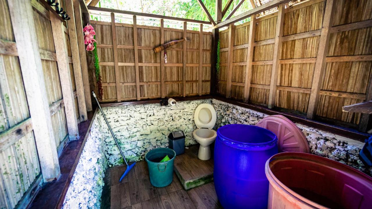 Methos Homestay - Raja Ampat Yennanas Besir Exterior photo